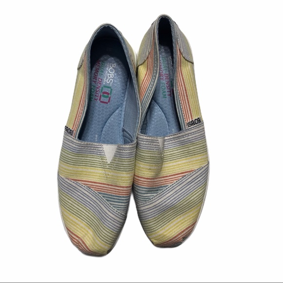 Sketchers Bobs Bliss open Heart Slip Ons - Picture 3 of 9